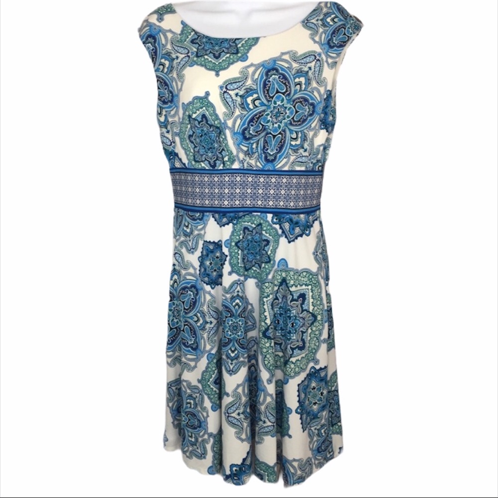 🆕Liz Claiborne size 4 dress